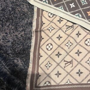 Louis Vuitton Brown and Cream Scarf